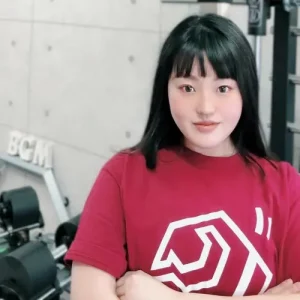 BodyGarageMachiyaの鐵　晴奈トレーナー